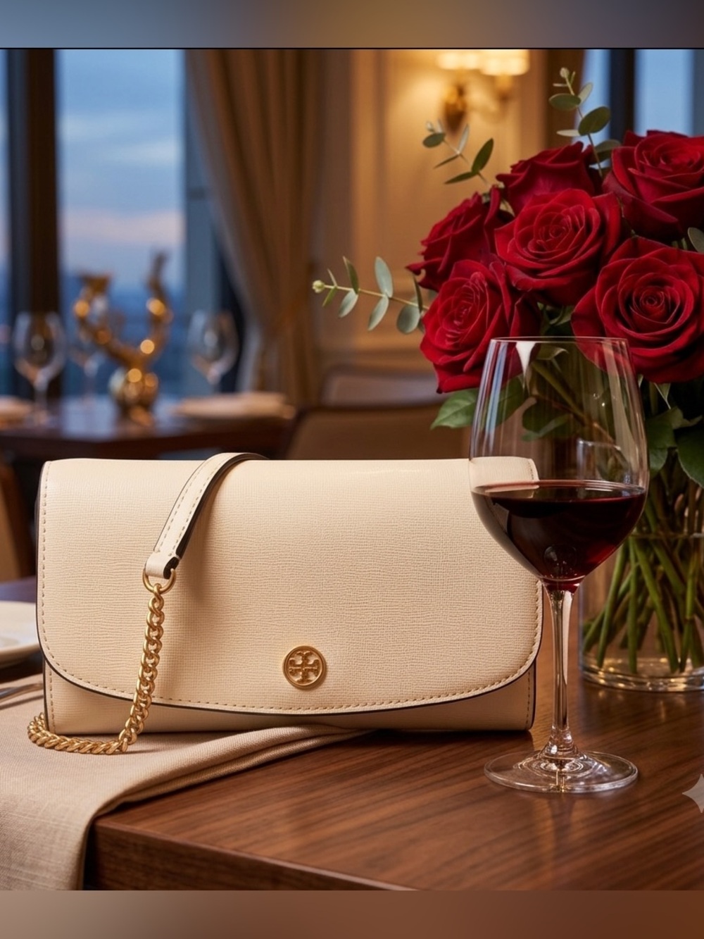 Tory Burch Robinson Cream Crossbody Saffiano  Leather Wallet Bag Gold Chain